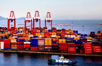 �����������н�����ɱ���ƴ��ɱ����бȽ�˭���ߣ�