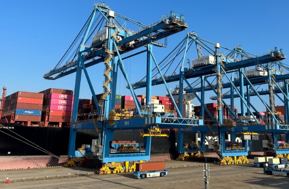 ��ؼ�װ�亣�˵ķ�չ�����ƶ���ȫ��ó�׵ķ���