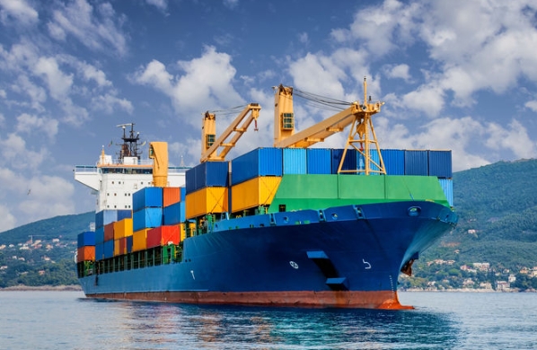 �ڵ�ǰȫ�򾭼û����¼�װ���˷ѵĲ����Խϴ��ܵ��������ص�Ӱ��