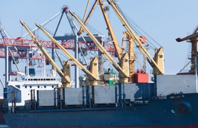 ѡ����ʵ����ֹ����乫˾��Ϊ����ҵ���ٵ�һ����ս